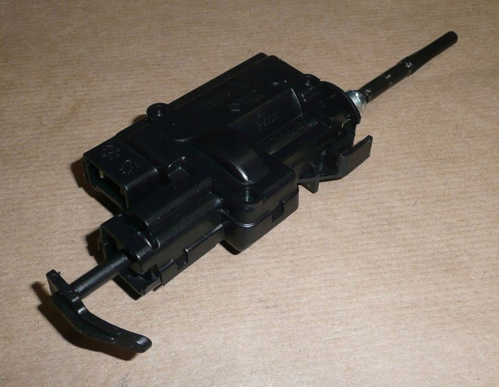 фото №3, Механізм кришка заливної pal.r fluence