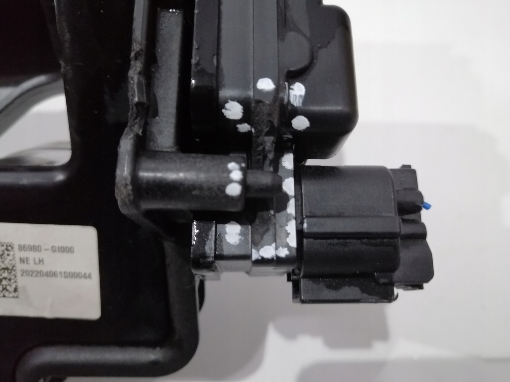 фото №9, Hyundai ioniq 5 шторка впуск воздуха левый