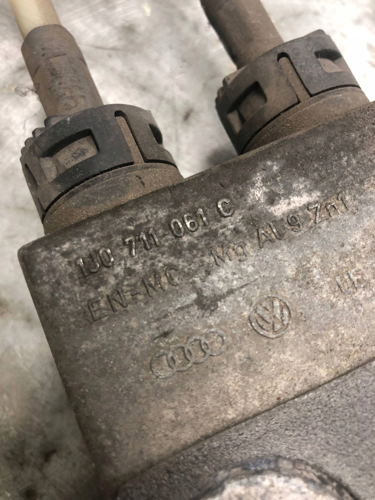 фото №8, Домкрат выборщик передач vw new beetle 1j0711061c