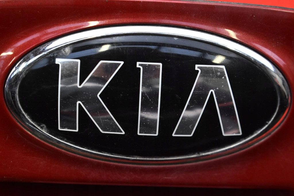 фото №9, Ручка крышки задняя задний эмблема beg kia rio 4 iv 5d hb 16-20