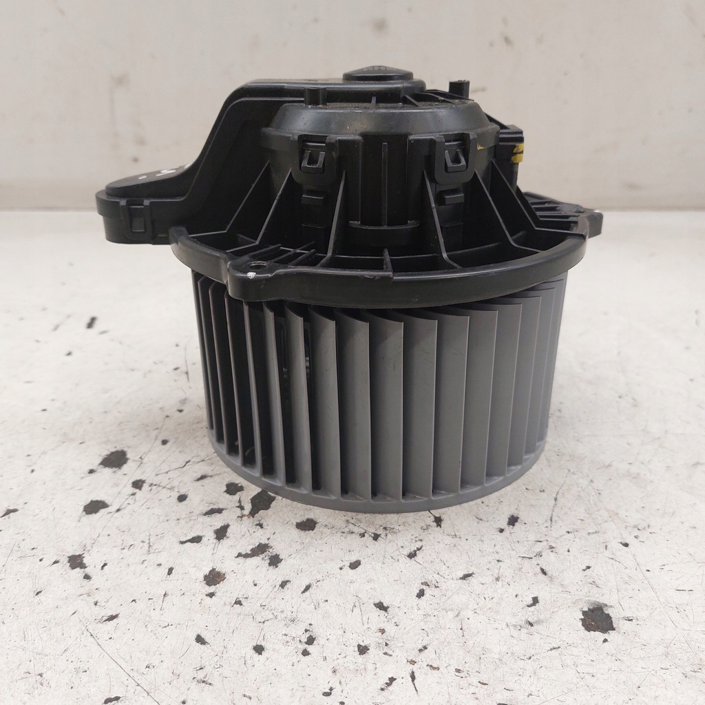 фото №1, Hyundai ix35 1,7 повітродувка обдув f00s3b2442 nowa