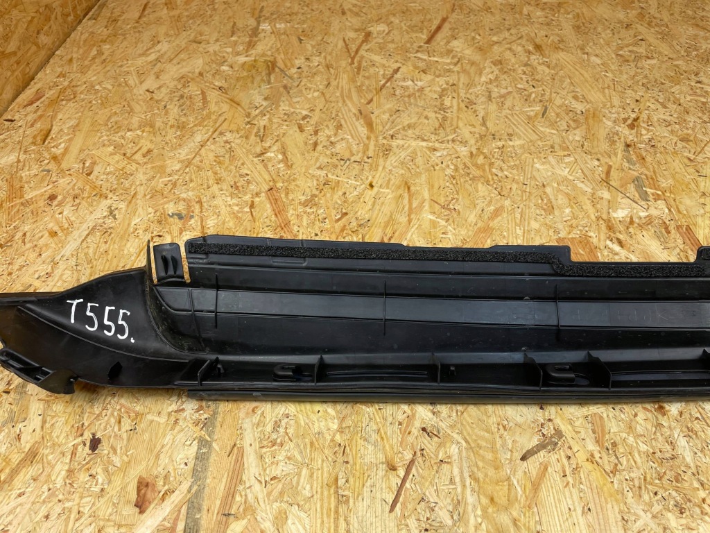 Накладка захист лампи поперечина крила toyota land cruiser 150 53807-60190 Доставка