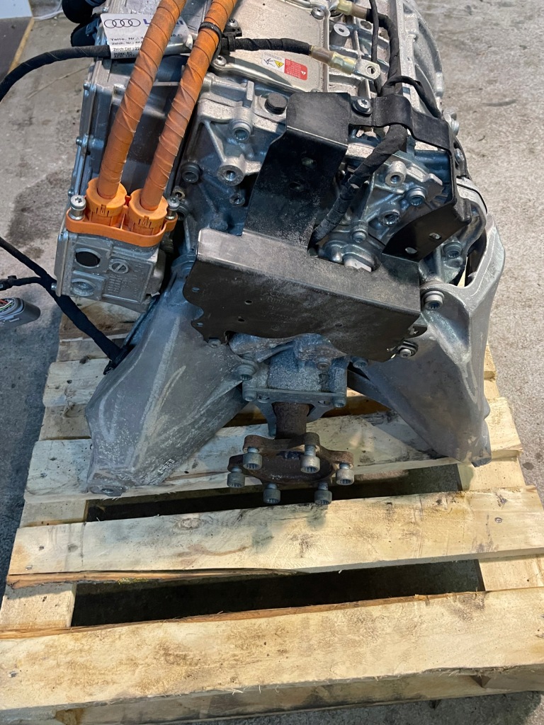 фото №6, Audi q8 e-tron 408 km 300kw двигун електричний перед 0ef901091af 0ef907080m