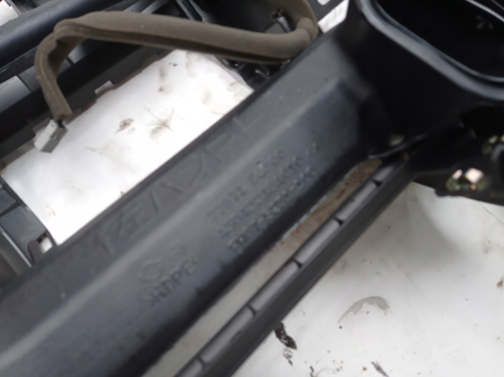 фото №9, Панель приладів nissan x-trail t30 68100 eq410