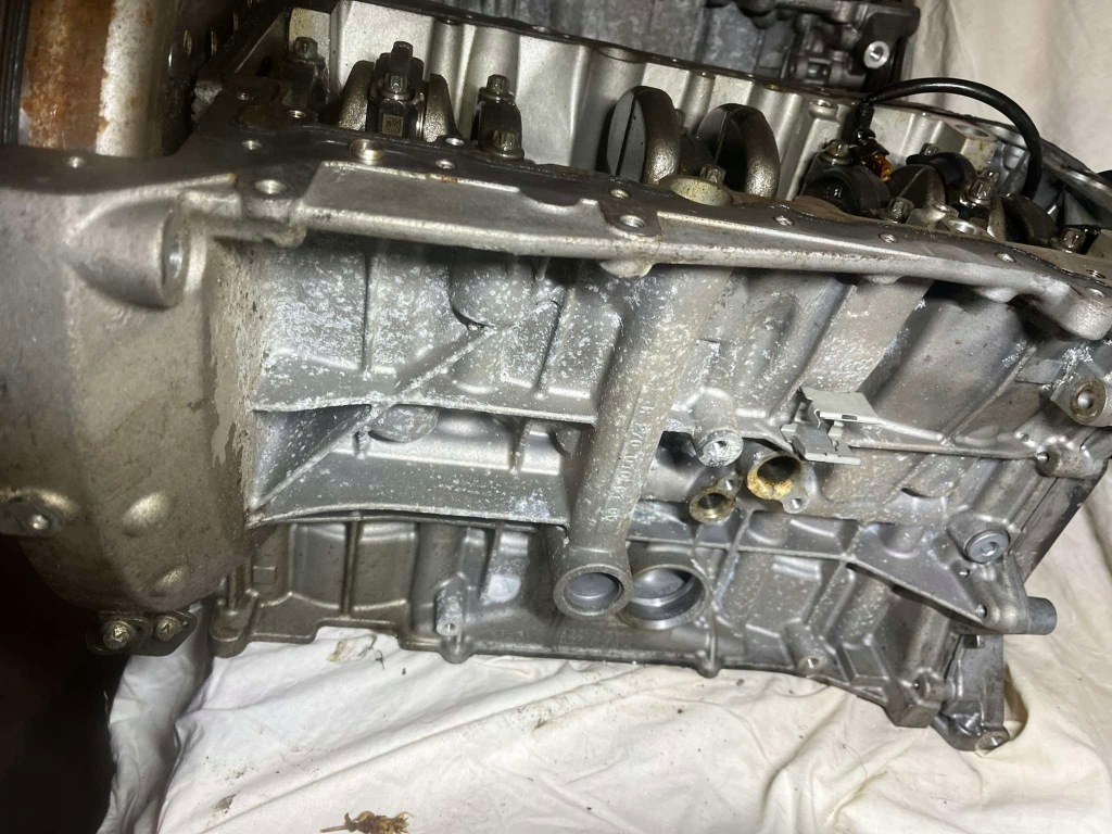 Купити Блок двигуна a2700106100 w176 w117 w156 1.6cgi m270.910 mercedes, поршні wał