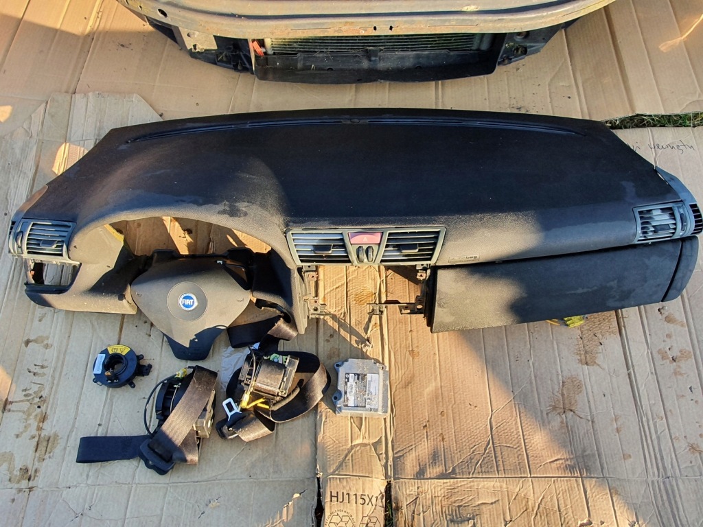 Купити Fiat stilo панель  подушки безпеки ремені датчик