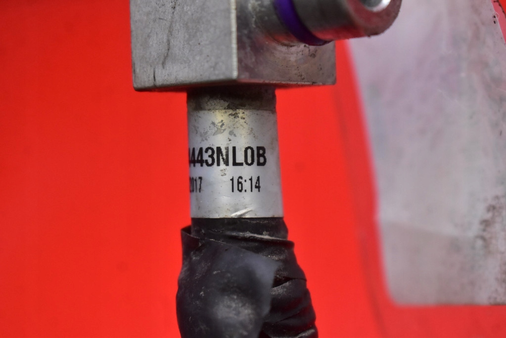 фото №7, Шланг трубка кондиционера 924443nl0b nissan leaf 1 i ze0 lift 10-17