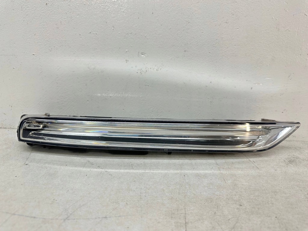 Купити Led drl правий porsche cayenne 2 2 7p5 7p5941182j оригінал