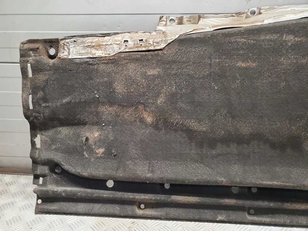 фото №8, Audi q5 sq5 80a825208 правая сторона нижние