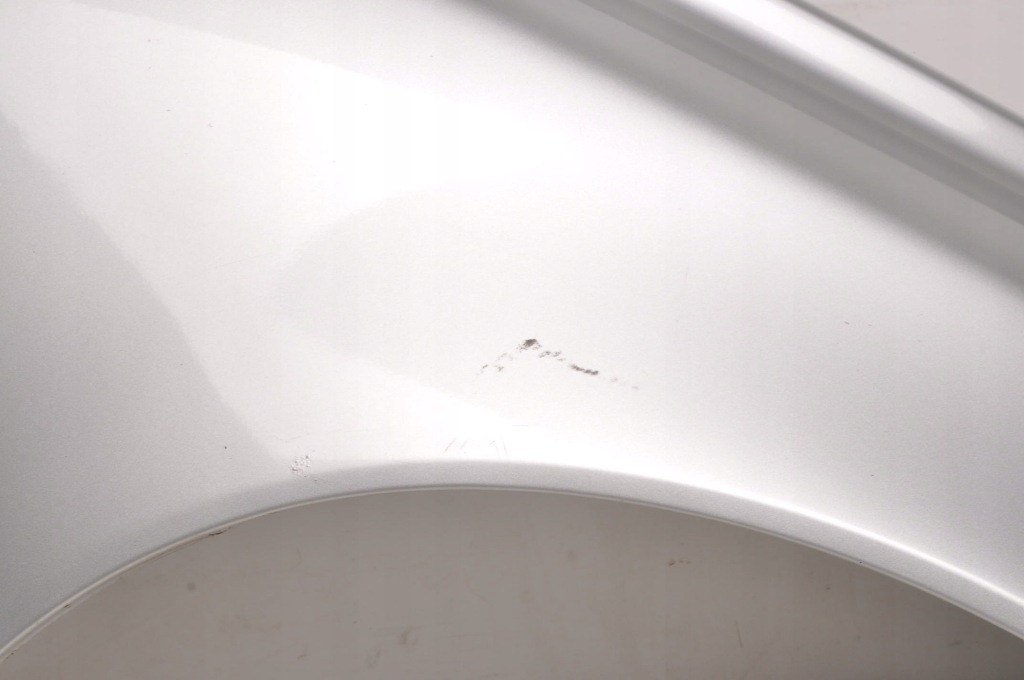 Volvo s40 2 v50 крило правий перед передній 426 Ціна