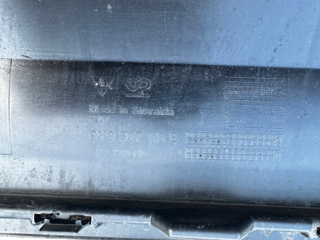 Porsche cayenne iii turbo gts 9y0807110b бампер задня 9y Зі Шроту