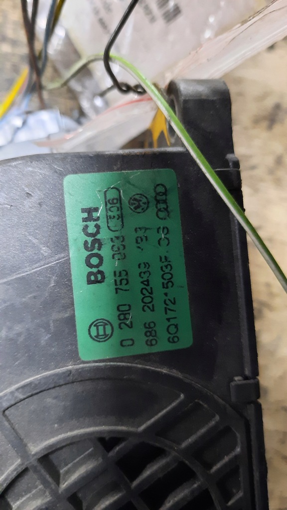 фото №5, Потенциометр газа skoda fabia 1.4b 06r