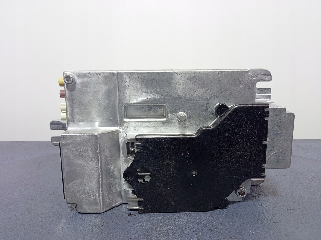 фото №1, Bmw 1 f40 усилитель аудио