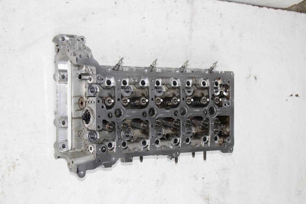 фото №1, Головка mercedes om654 r654016