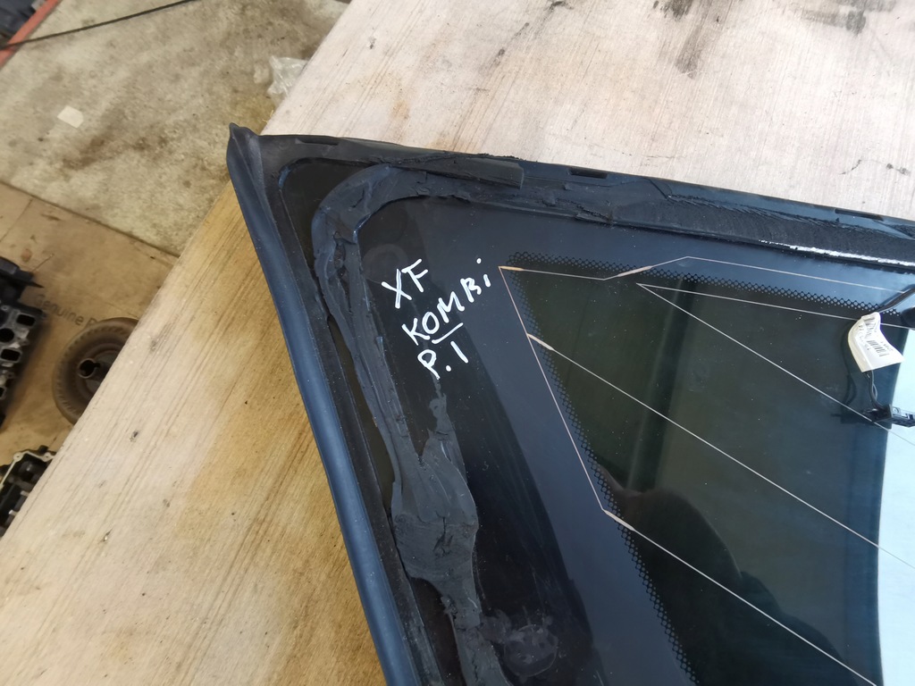 фото №12, Jaguar xf x250 kombi - скло кузовна задня права