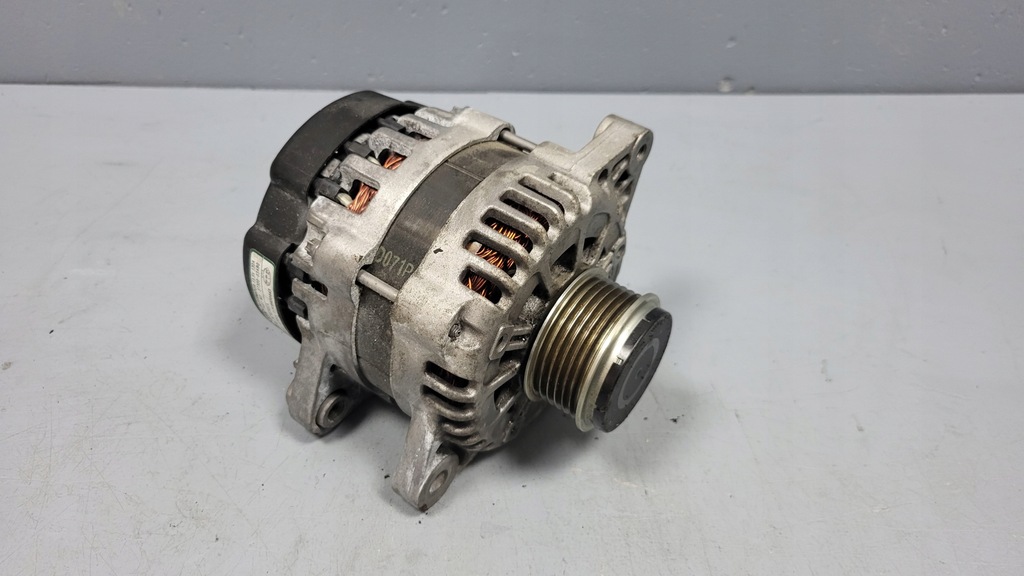 фото №1, Генератор hyundai i30 iii 1.4 t-gdi g4lc 37300-03ab0