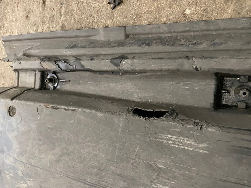 Audi a4 b8 a5 захист плита підлога підвіска ліва Зі Шроту