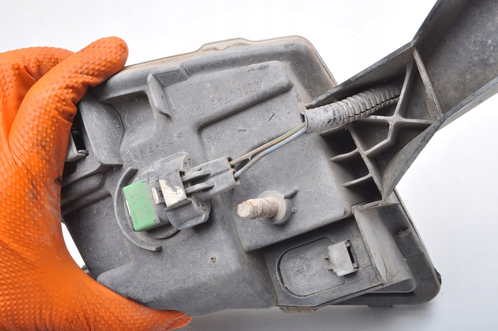 фото №7, Peugeot 407 противотуманная фара правый 9641945480