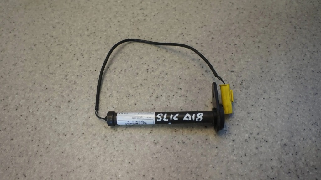 фото №1, Патрон петля капот a1728870510 mercedes slk w172 r172