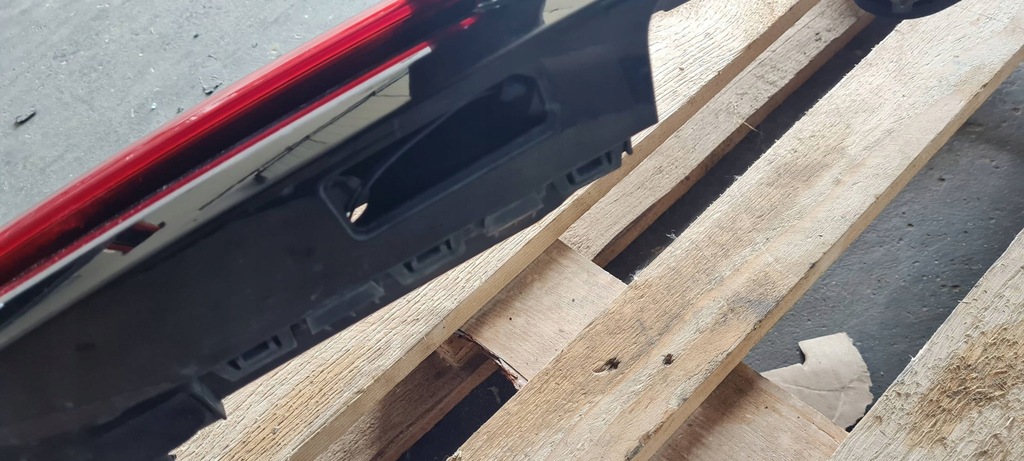 фото №11, Sq8 4m rsq8 q8 лампа накладка кришки багажника задня high usa 4m8945095q