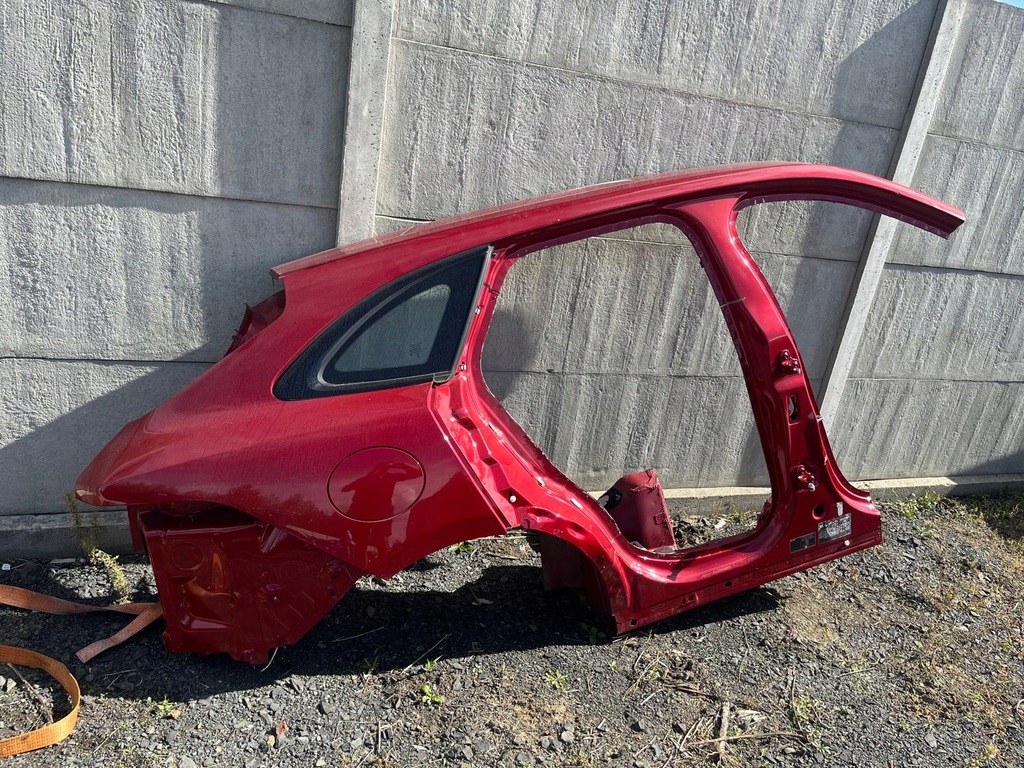 фото №1, Jaguar f-pace четверть задняя правая крыло обшивка порог блок двигателя cah lrc