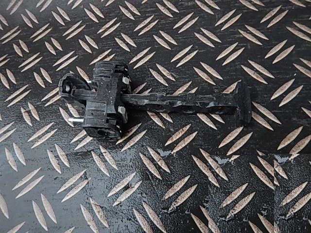 фото №1, Volvo c30 r-design lift обмежувач двері правих