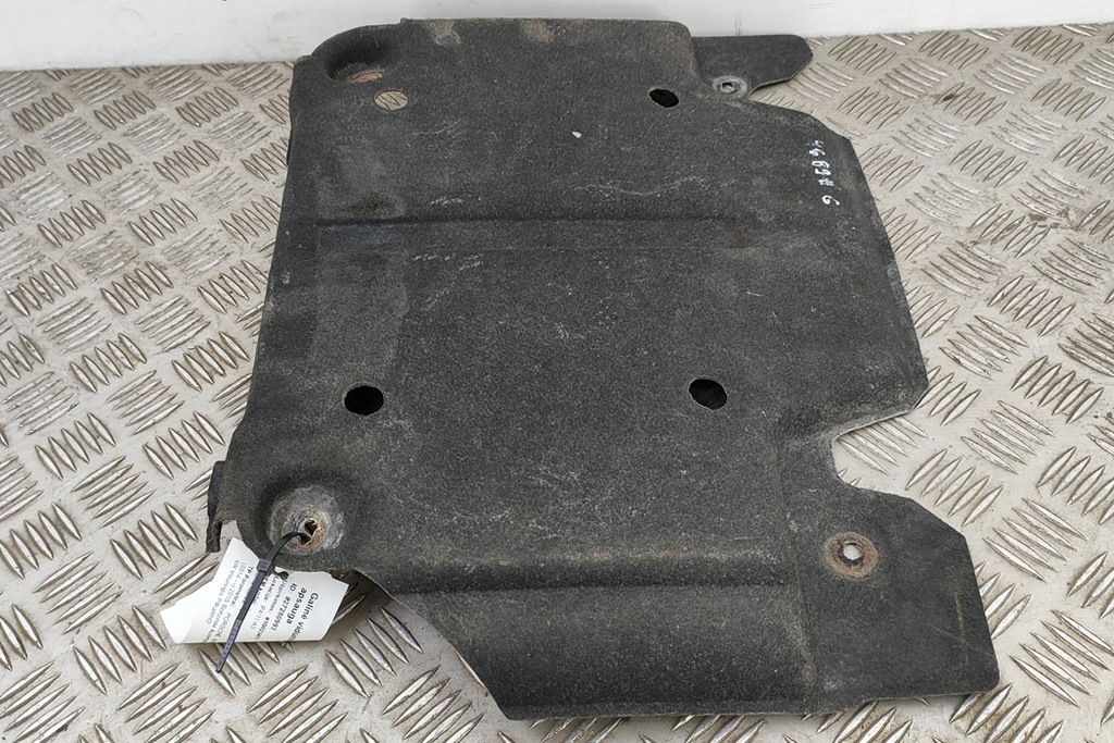 фото №6, Porsche macan 95b защита подвеска аккумулятор 95b825216 3.0 бензин 250kw 2