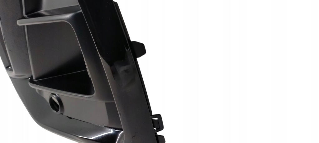 Audi q5 2 рестайлинг  21- решётка решётка  бампера левая передняя перед 80a807681 Цена