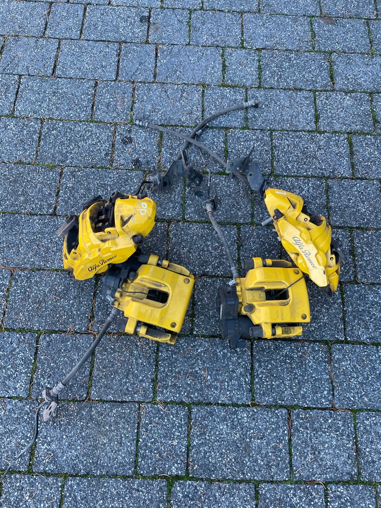 фото №1, Суппорты alfa romeo stelvio q4 20r.