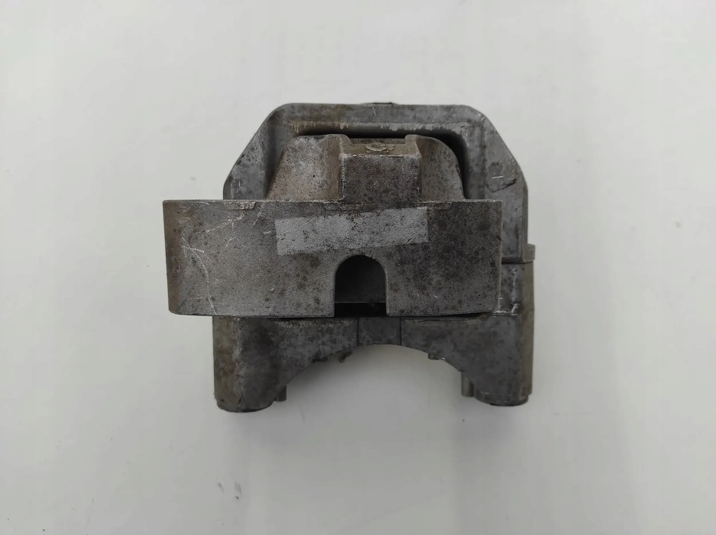 фото №2, Кронштейн кронштейн подушка двигуна alfa romeo giulietta