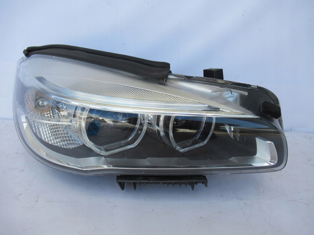 фото №1, Лампа права full led bmw 2 f45 7214904-01