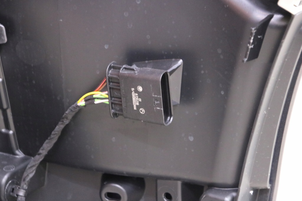 фото №8, Bmw 7 g70 i7 бампер перед передний цвет c4a