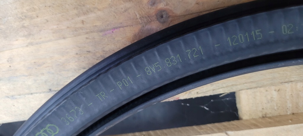 фото №8, A3 8v прокладка левая левый перед sedan 8v5831721