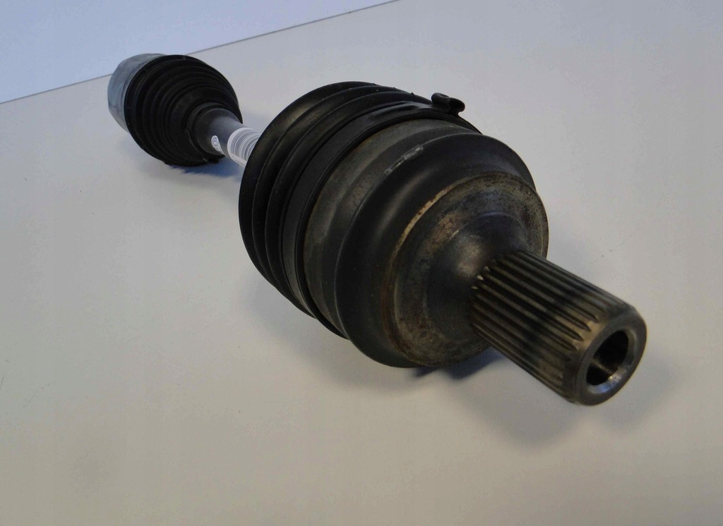 фото №3, Mercedes cls 218 привідний вал права передня 4matic 4x4