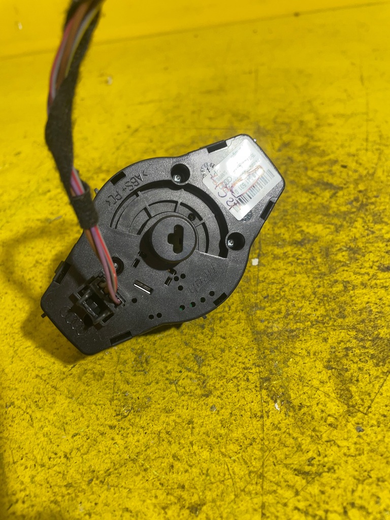 фото №3, Audi a4 b8 - перемикач світла