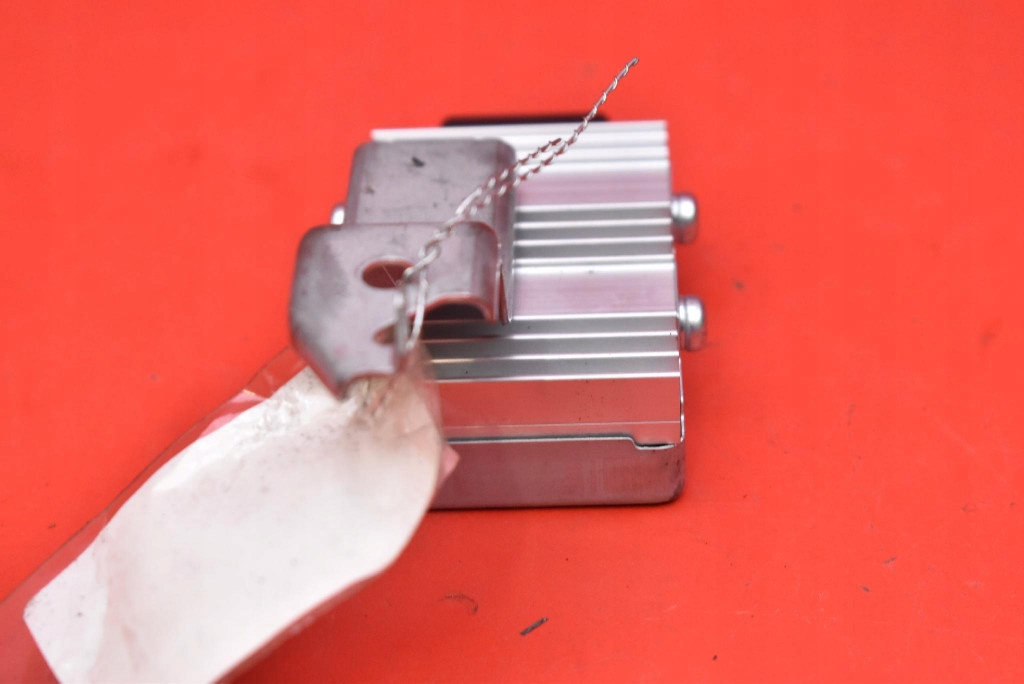 фото №6, Блок керування модуль насоса пального 89570-52080 toyota yaris cross 1.5 vvt-ie 20-