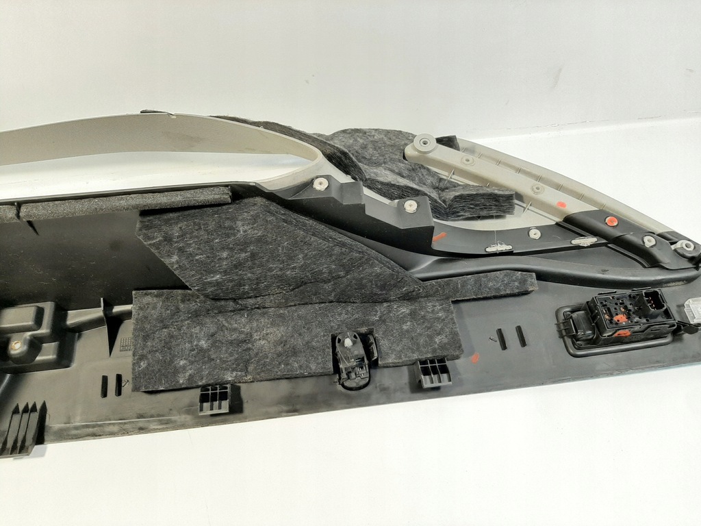 фото №11, Opel astra j 11r kombi защита стойка багажника l