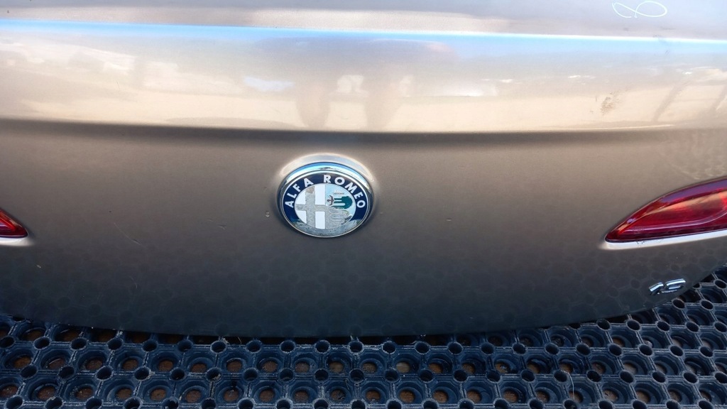 фото №7, Alfa romeo 159 sedan крышка багажника задняя 651