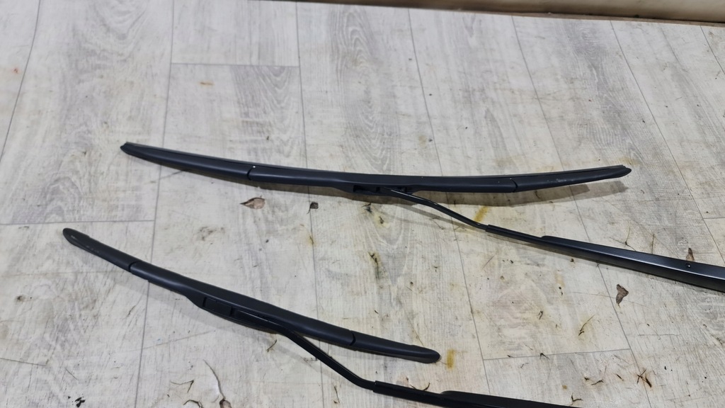 фото №3, Toyota yaris cross рычаги дворник комплект перед