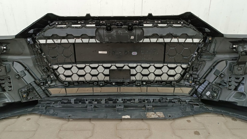 Бампер перед передній audi a1 s-line ii 82a 18- в Україні