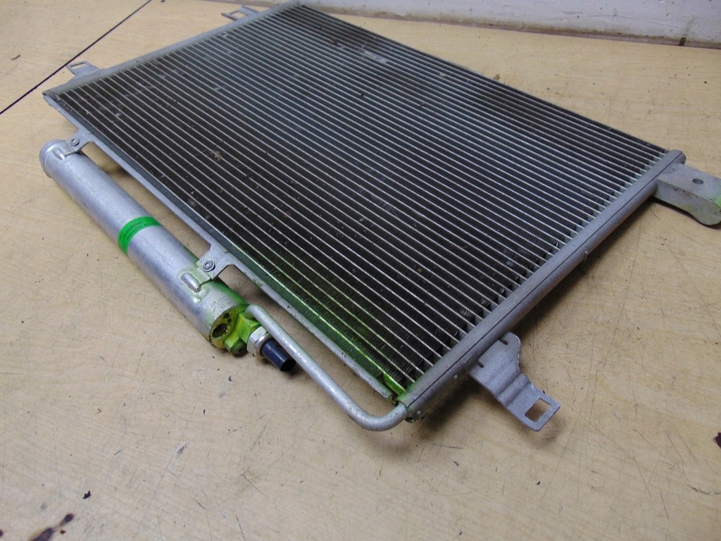 фото №12, Радиатор кондиционера mercedes w169 a1695001254