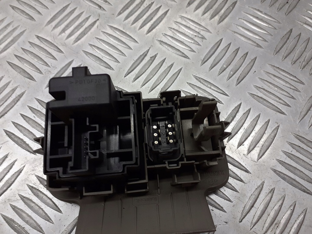 фото №2, Панель регулировки света renault scenic ii 8200140984