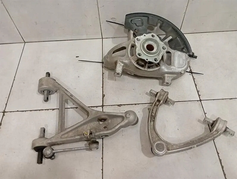 фото №6, Ступица передняя правая ferrari 867714