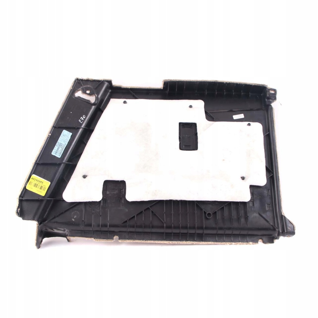 фото №10, Bmw x5 e70 обшивка багажника левый задняя beż