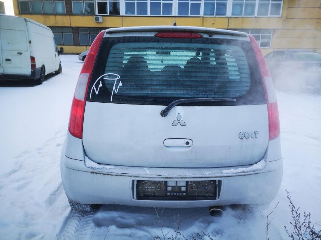 фото №9, Mitsubishi colt двигун кришка обігрівача 2005 1.3l ae0637008320