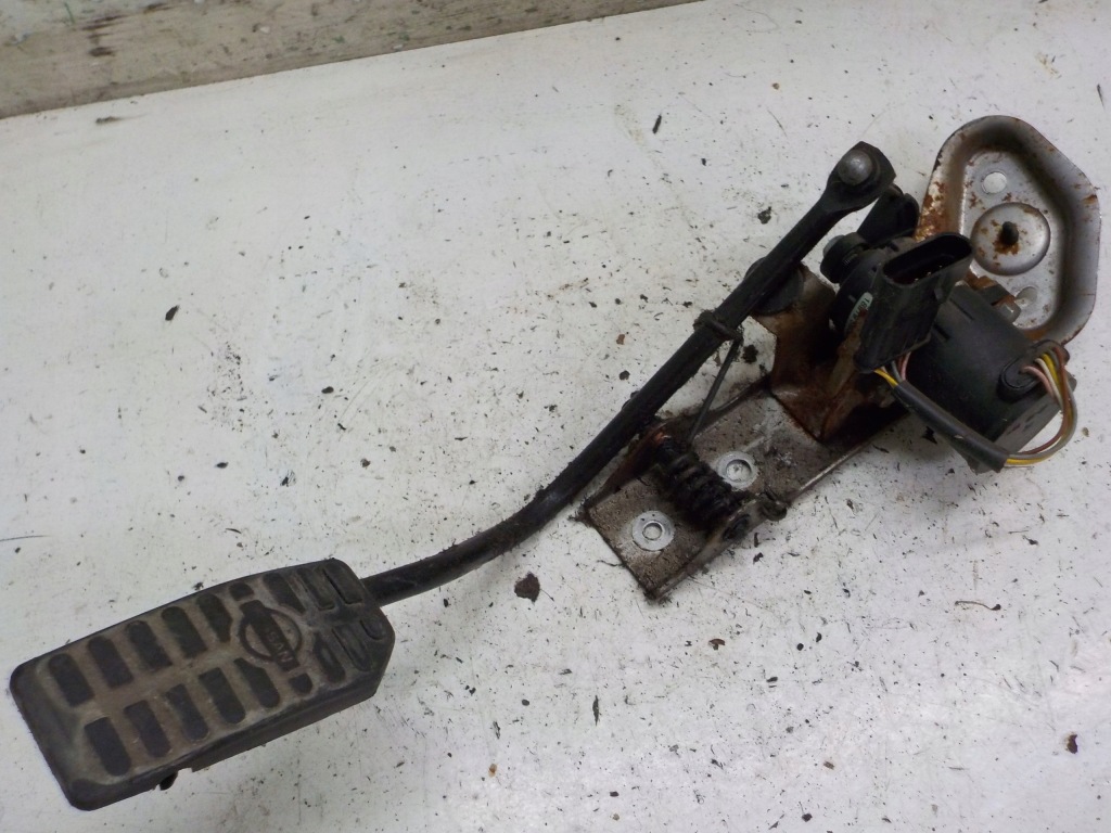 фото №1, Almera tino педаль потенціометр газу