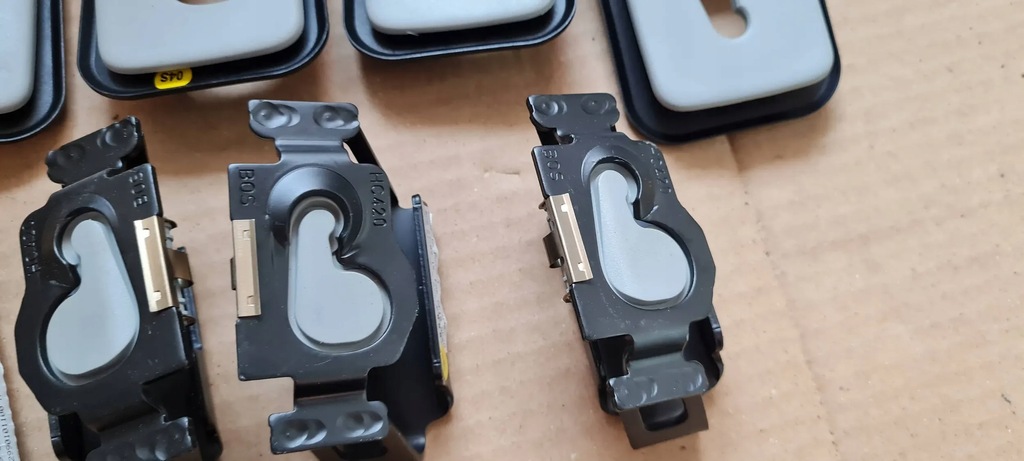 фото №7, A4 b9 8w кронштейн крепления кронштейн потолочный крюки kombi 4x