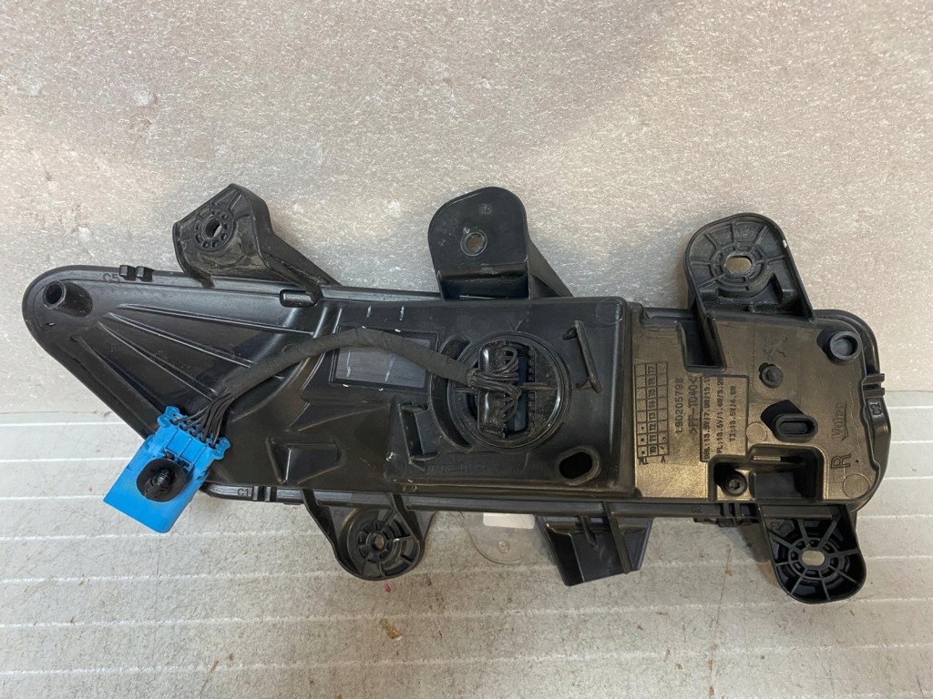 Противотуманная фара правый led drl peugeot 3008 2 рестайлинг  2020- 9836230980 Киев