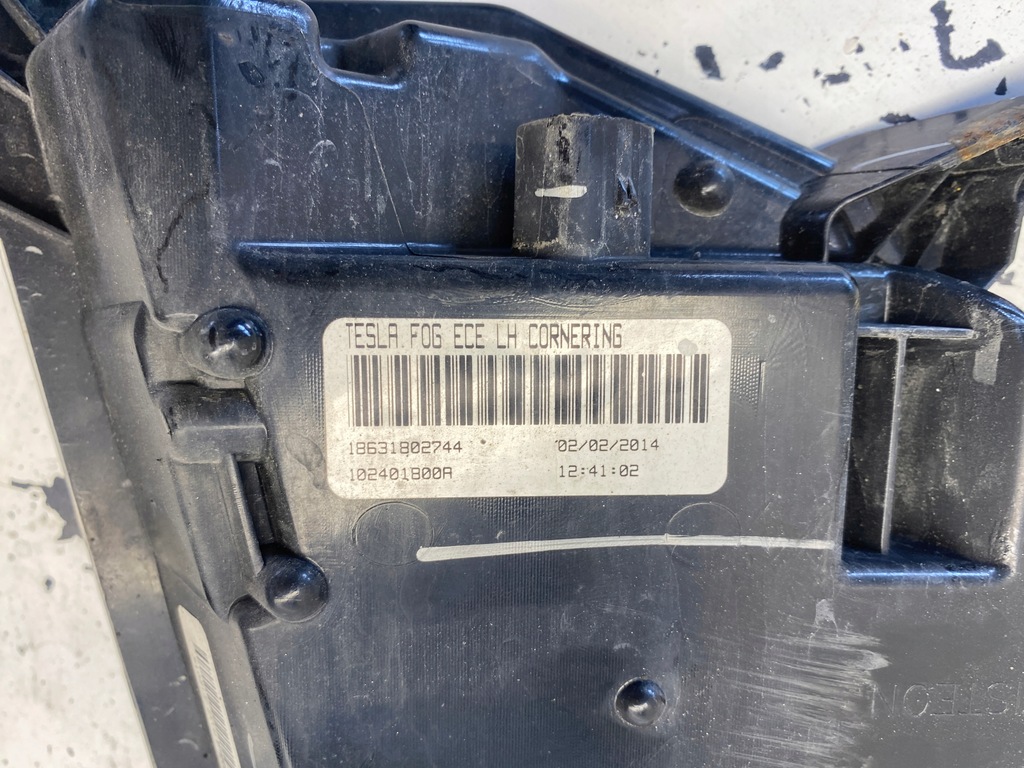 фото №9, Tesla s противотуманная фара левый перед 102401800a