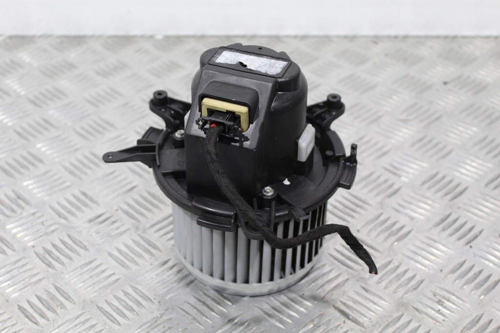 фото №1, Воздуходувка отопителя toyota proace ii 2